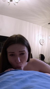 Oliendo culo lamiendo cara follada facial con meada