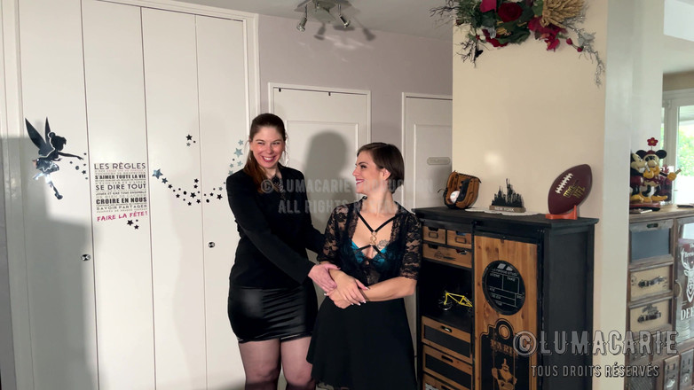 Lumacarie: Alice Maze E Marie Lumacarie Si Scopano Le Fige a...