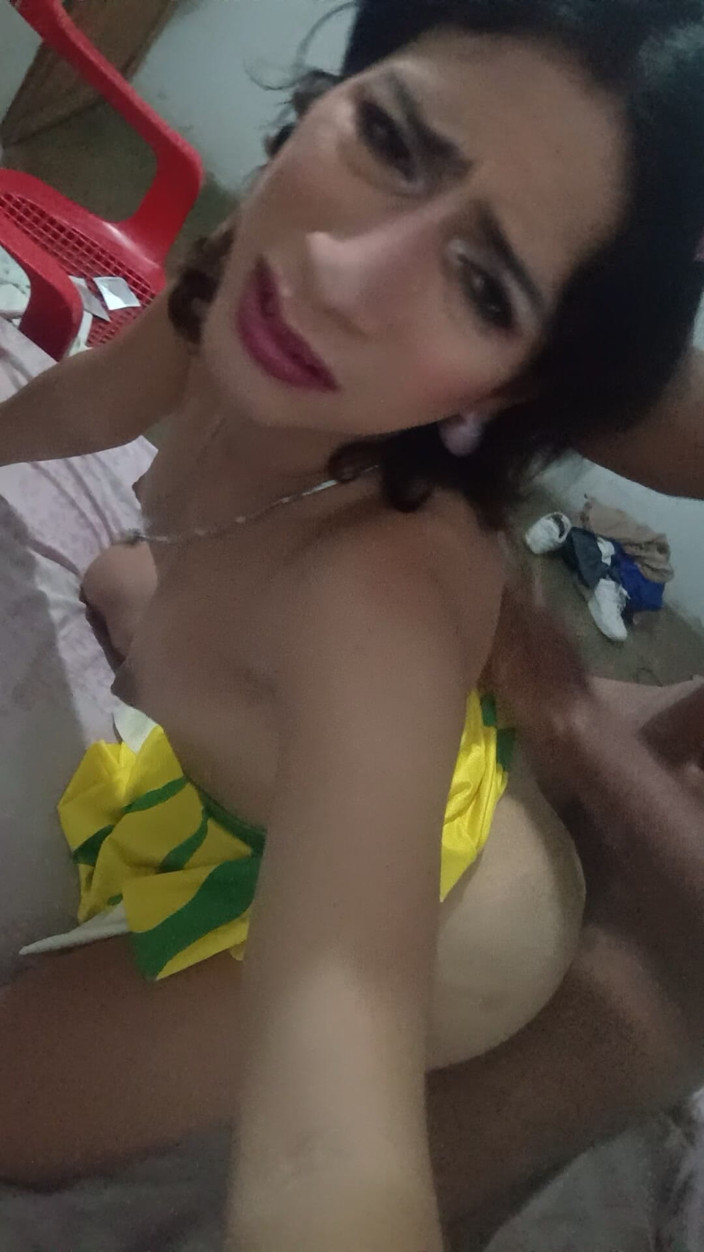 Femboy from Colombia: Kami menikmatinya dengan cara yang baik