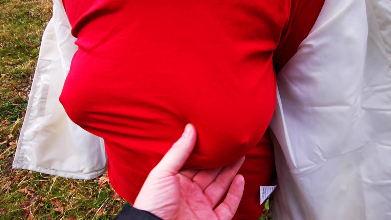 Bouncy Tits Action: Kozy plácání na podzim