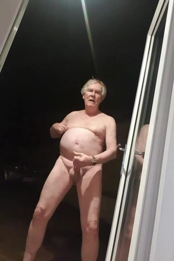 Alan in London studio: Poslední mrdka z roku 2024