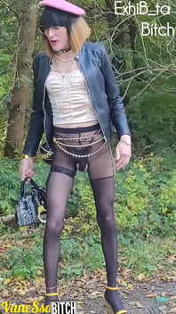 Exhibiție într-o parcare în pădure la La Faisanderie 91 Cokiiine Encounters!