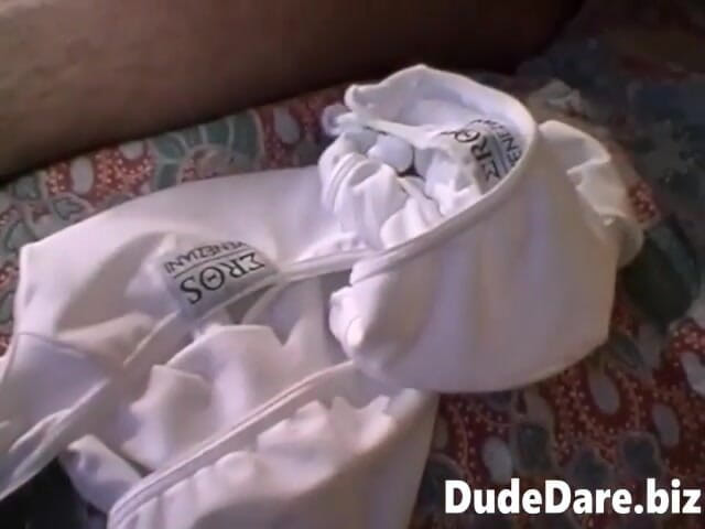 DudeDare: Brunette twink goes on his knees to throat a monstrous...