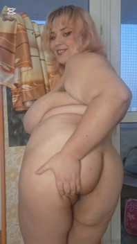자지를 빨아주는 아마추어 밀프