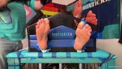 Ticklish Chubs: Волохата Райан отримує гарну лоскотання