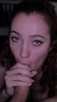 Slarvig avsugning Deepthroat av Cherrycandle