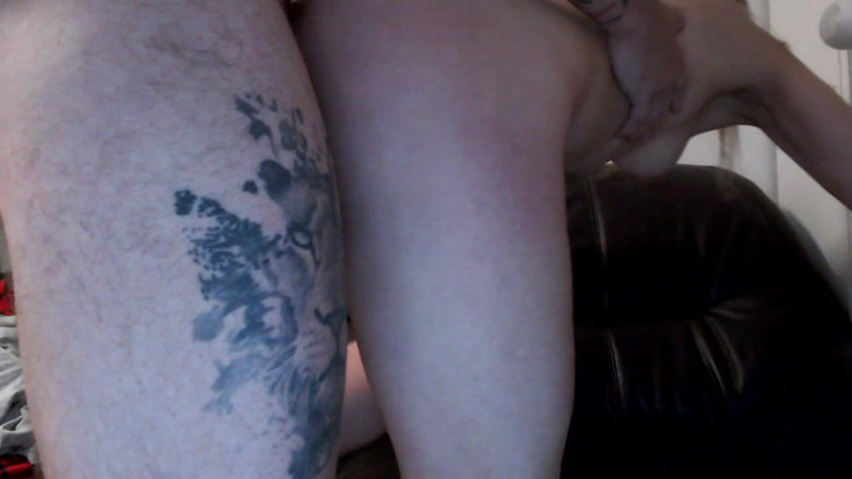 MagicStas: Ngentot pacarku gaya doggy di dapur