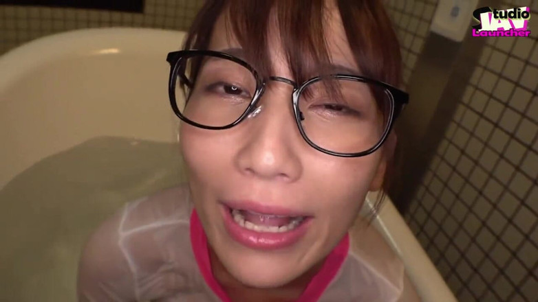 Studio JAV Launcher: 性感的臀部被露出，因为她在顽皮的打屁股和从后面挑逗下融化。- D