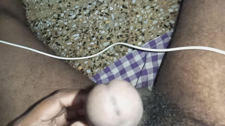 Hungry cliff: My Sister in-law Sucking My Indian Desi Cock with Kissing
