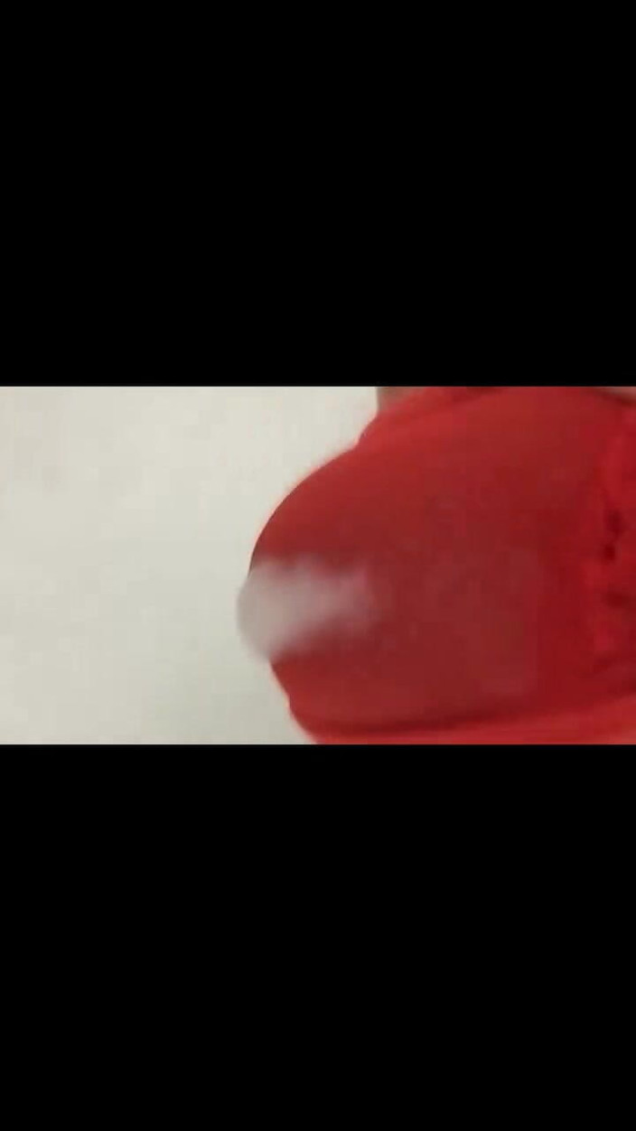 cyryl_444: 射在邻居的内裤里