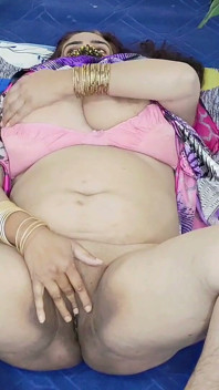 Beautiful Hindi Muslim Curvy MILF with Big Boobs Riding of Dildo