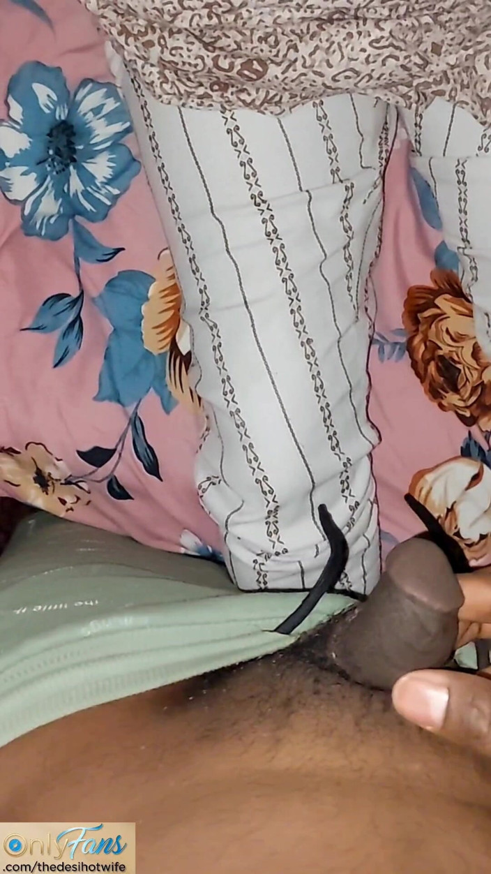 TheaDesiHotwife: Đụ Nhanh