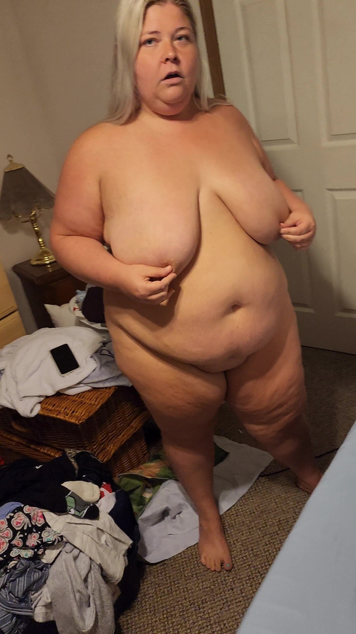 Bbwprincess95: 자지를 빠는 거유 밀프