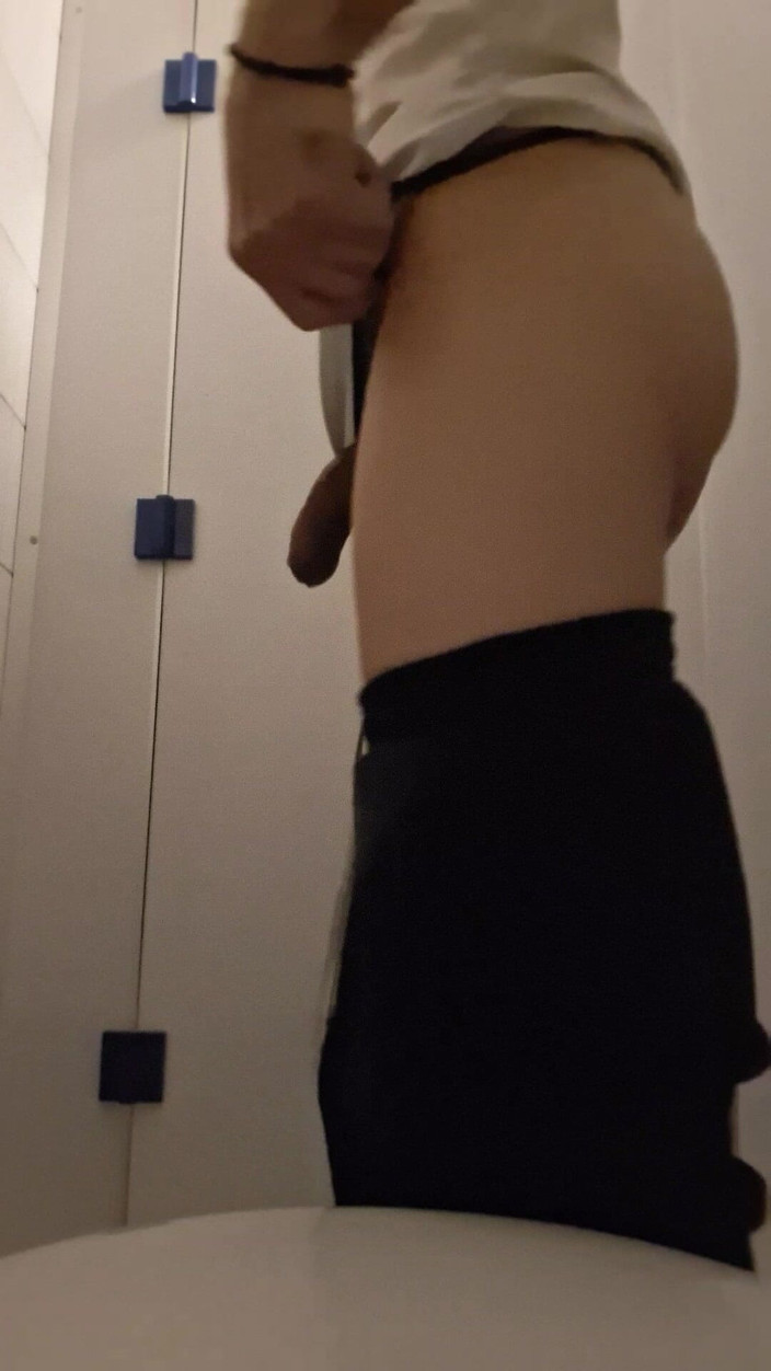 Sysi: I Want a Big Cock.