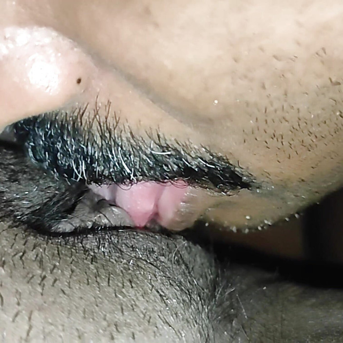 Realmallucouplevlog: Saya membuatkannya makan pepek saya dan berkongkek bagus