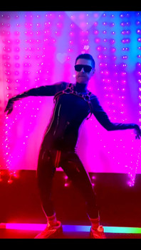 Reel Latex Rubber Black Style