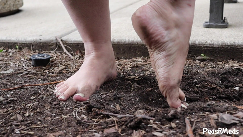 PedsRMeds: Shortlivedtyranny Barefoot in the Garden