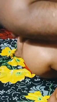 Dlaczego pieprzyłem 18-letnią dziewczynę? Desi sex wideo