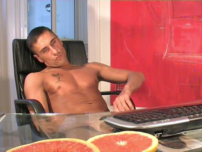Spritzz: Toplam Sergi