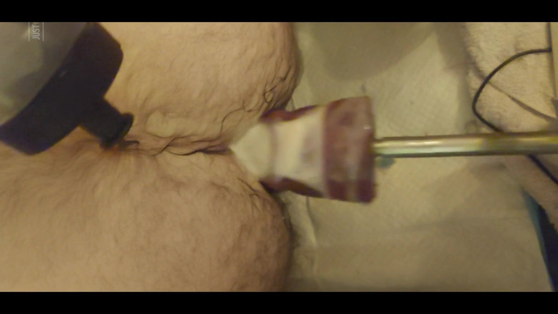 PoppaPig: Hairy Bear Fuck Machine