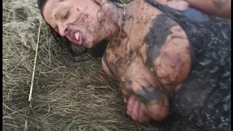 VELVET1984: Muddy MILF Takes Thick Cock in Both Holes