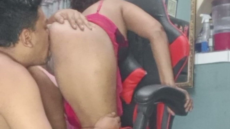 BigassMILF40: Oh padrasto !! Quão delicioso meu marido não me gosta de...