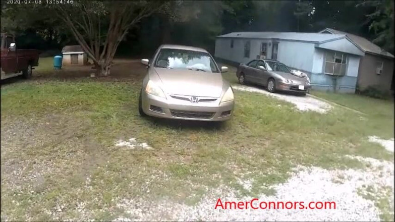 Amber Connors: Basuh kereta Julai