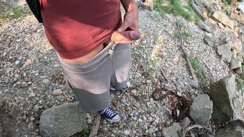 CumPearls: Surprise in the Foliage