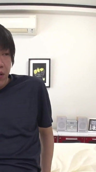 继母射在继子的大鸡巴上 -4