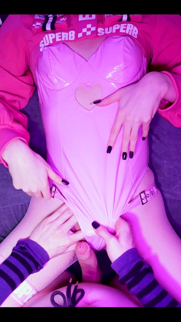 Trappybae: 3205003729.mp4