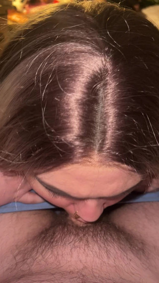 MyPrejacBoyfriend: Блондиночка делает минет в видео от первого лица