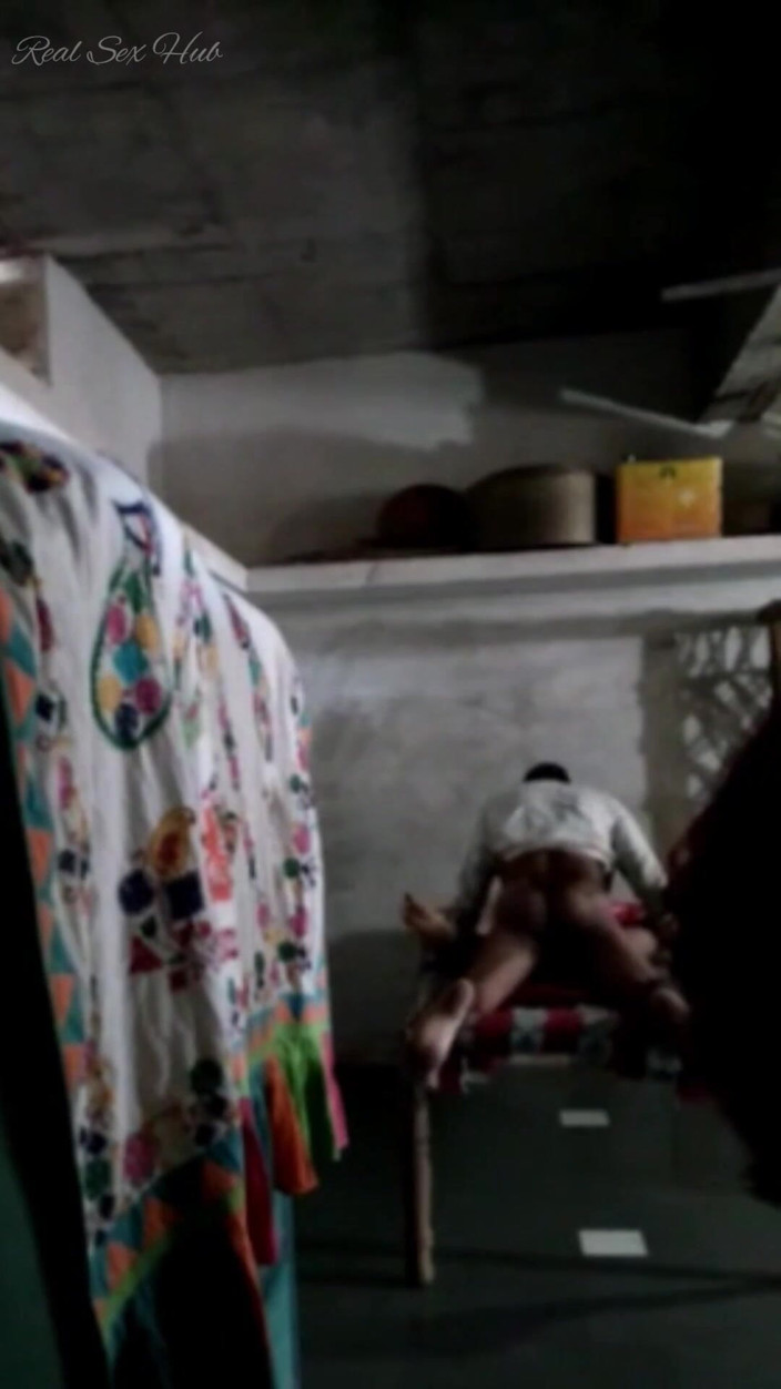 Real sex hub: Eu fodi minha enteada traidora em Village House durante viagem