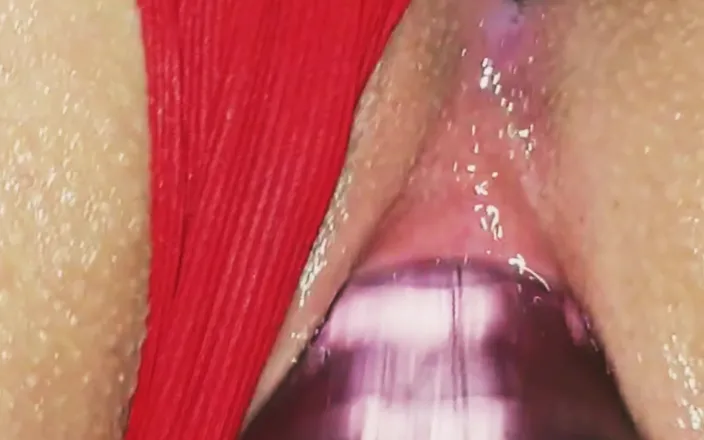 WildFlawiii: Close-up Wife Plays with Big Dildo and Stretches Her Pussy