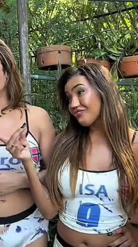 6 Trans a 1 Kundička, Lahodná Parta, Spousta Intenzivního Sexu a Penisů