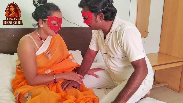Always desi girl: India fece sesso hardcore con il suo stesso servo. Hindi...