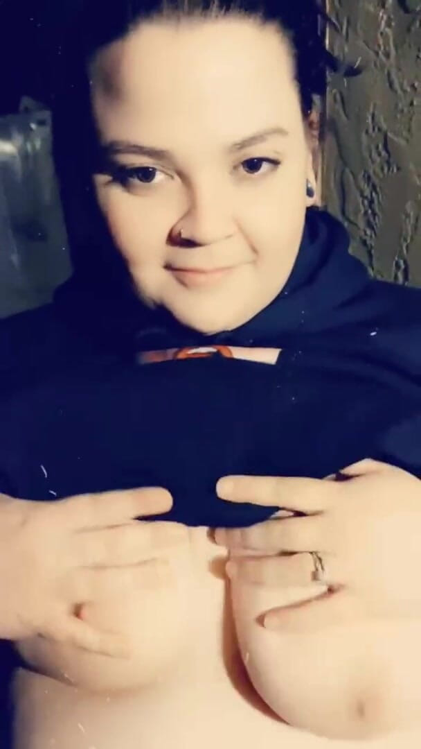 Big titty brunette: La mia compilation di grandi tette