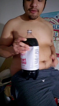 Brzuch w porządku z Pepsi i Mentosem Zagęszczone brzuchem