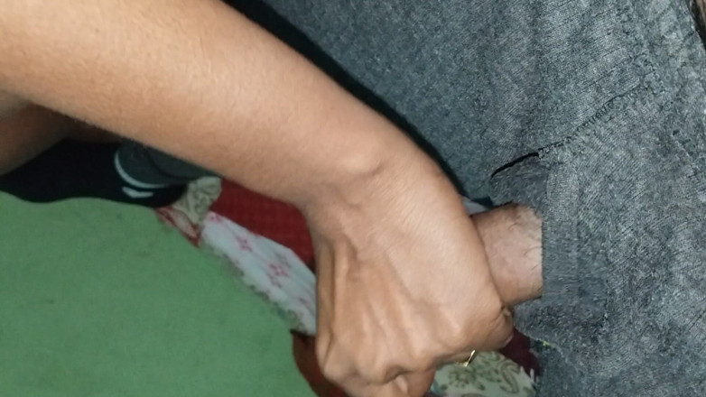 Chandan Singh: Cuñada tomó mi pene en su coño con gran amor.