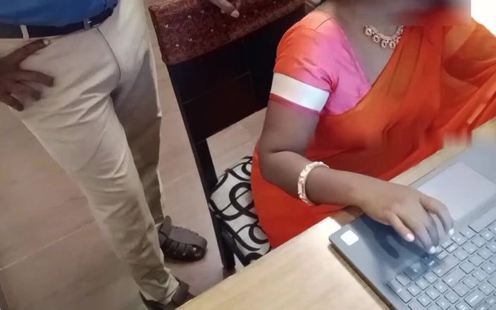 Luxmi Wife: Une femme se fait baiser par son manager dans un...