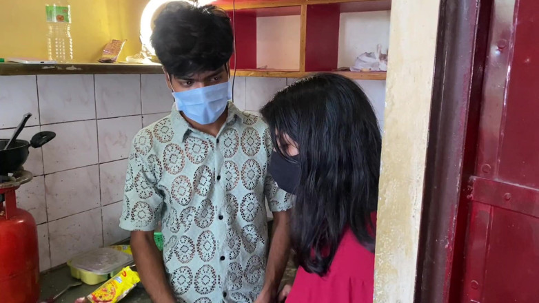 Indian Teen Girl's: Napalona indyjska Bhabhi ostro zerżnięta przez przyjaciela męża