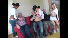 FM Video VOD: Lợn già