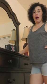 あなたの熱い友人は私の角質stepmommy猫を犯すのが大好き