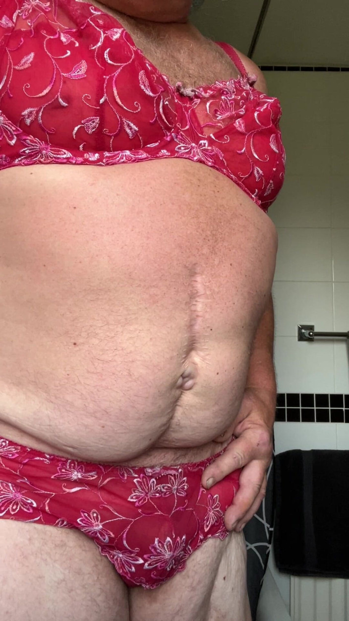 Lovapeggin1: In Her Undies