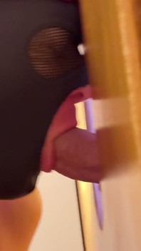 Cock Yang Disunat Gloryhole Cum Kopi