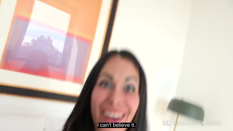 SESSO-24ORE: Jessy Jey Ik neuk mijn baas - word ik promotie gemaakt?