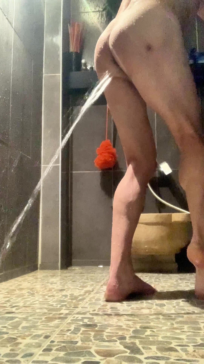 cd_aysemmm: Z mého zadku mi tryská sperma