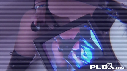 PUBA Solo: Londons Keyes Hot TV Anal Solo