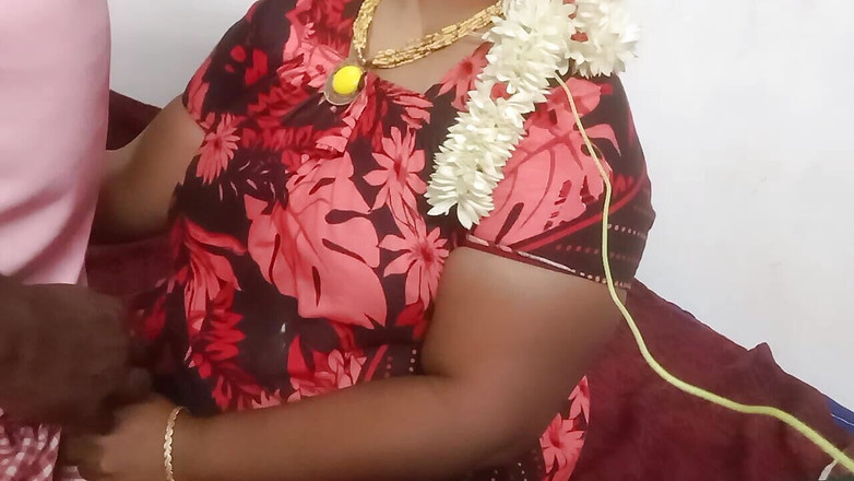 Santhi89: Tami सुंदर बड़े स्तनों वाली हॉट बड़े स्तन वाली आंटी