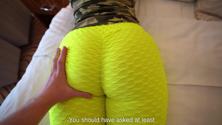 Booty_assx: Ngentot saudara tiriku di kamar hotel