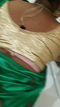 Sevimli ve seksi Sanjana Yenge ateşli oral seks ve sari sert seks videosu